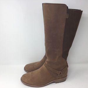 Teva Boots Size 9.5
